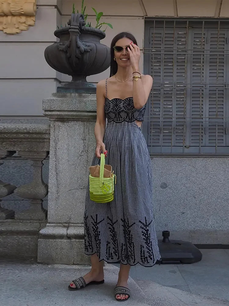 Clara - Κομψό Φόρεμα Gingham